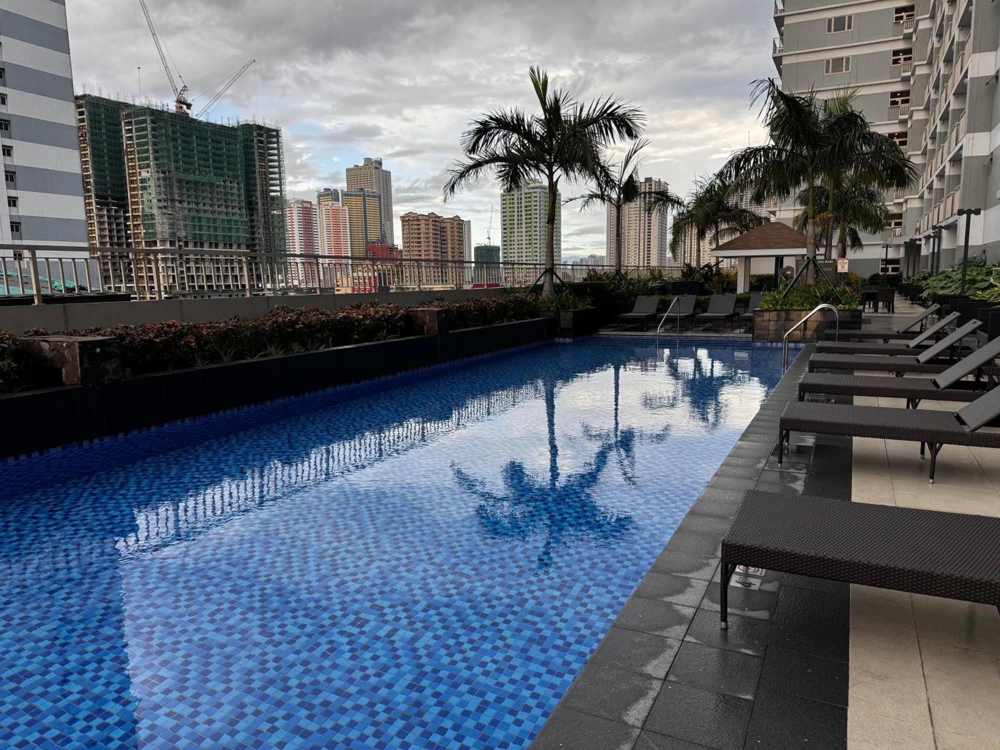 Beautiful 1Bed Condo Nr Airport, Moa, Makati, Bay Манила Екстериор снимка
